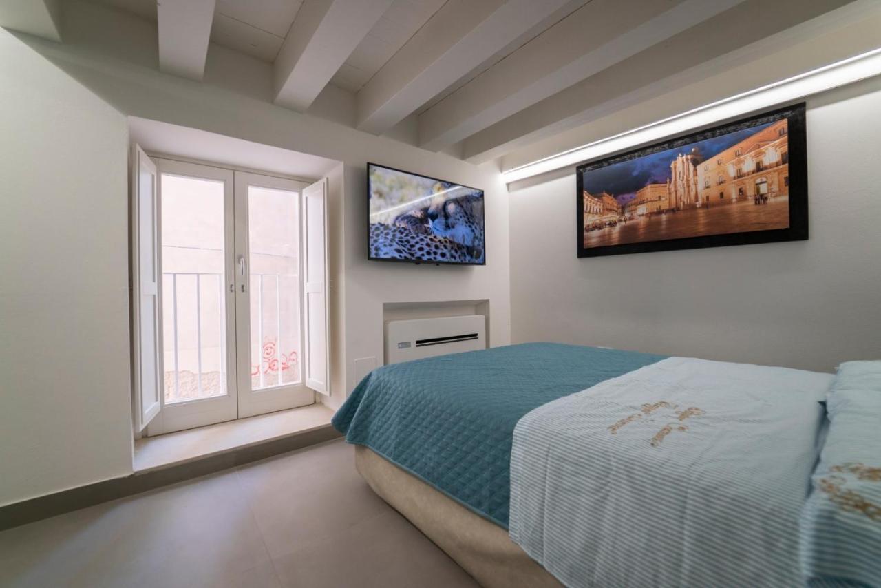 Ortigia Charme Piazza Duomo Daire Siraküza Dış mekan fotoğraf